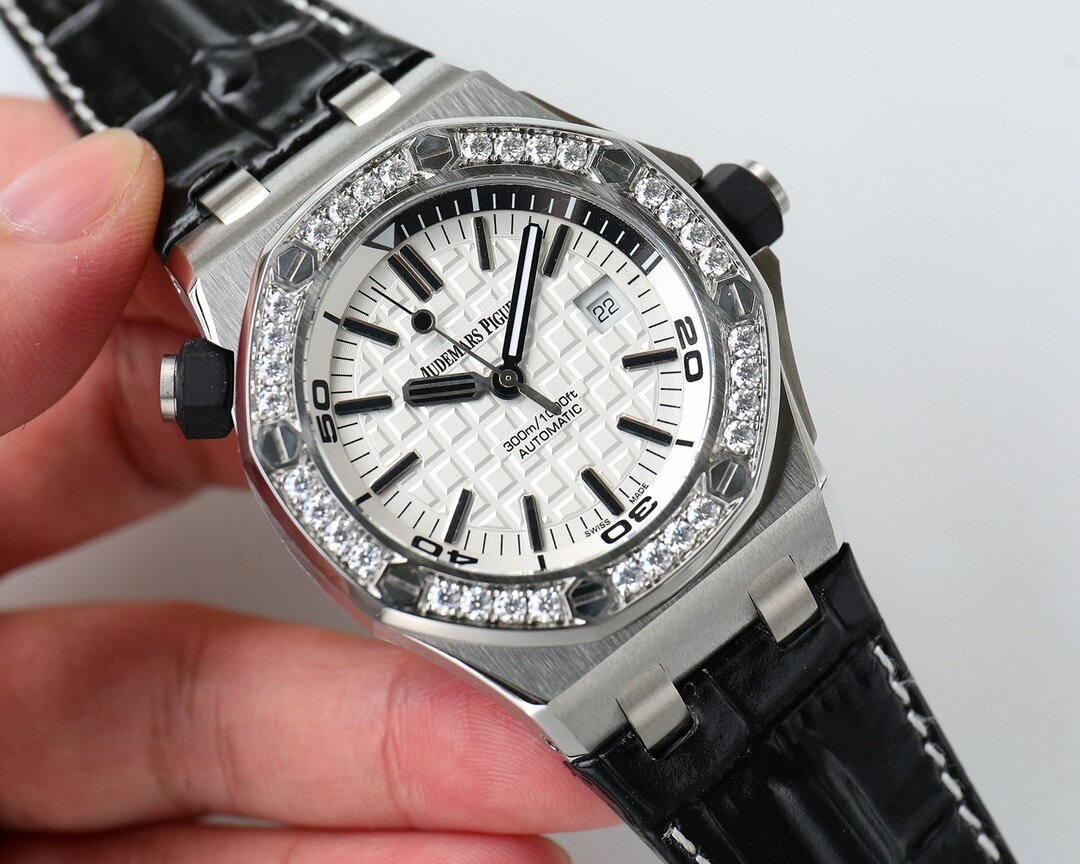 Ap chronicles Audemars Piguet 15710